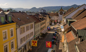 Lange Tafel im Stedtli Laufen